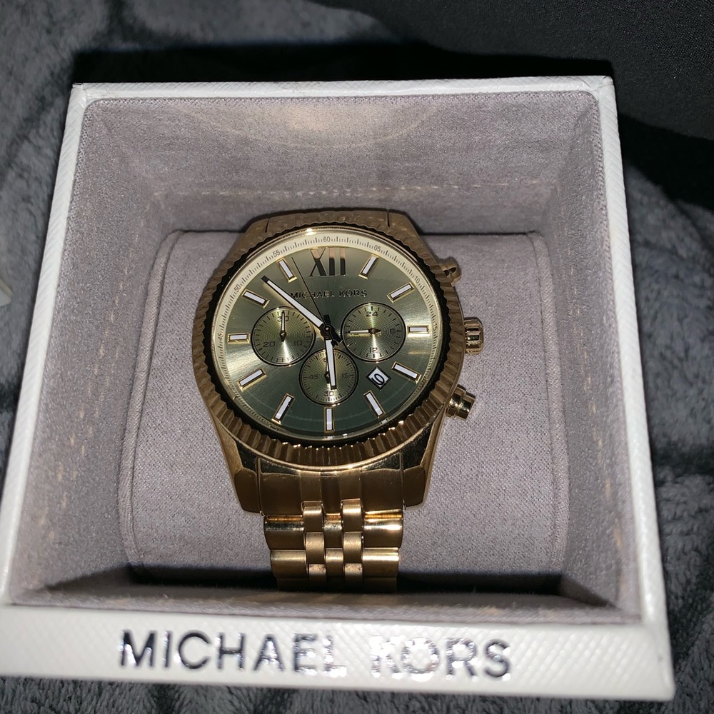 MICHAEL KORS WATCH